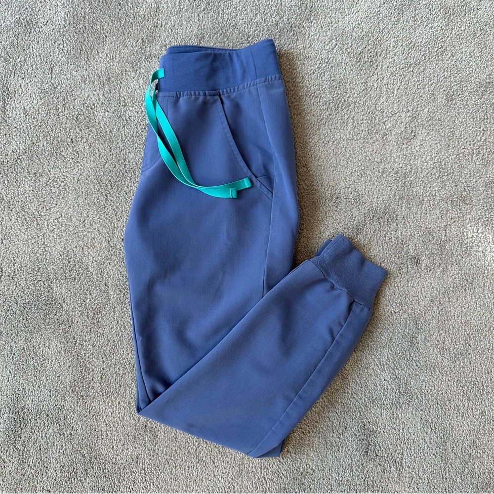XXSP Big Sky FIGS Zamora Jogger Scrub Pants - Limited Edition (with free top)